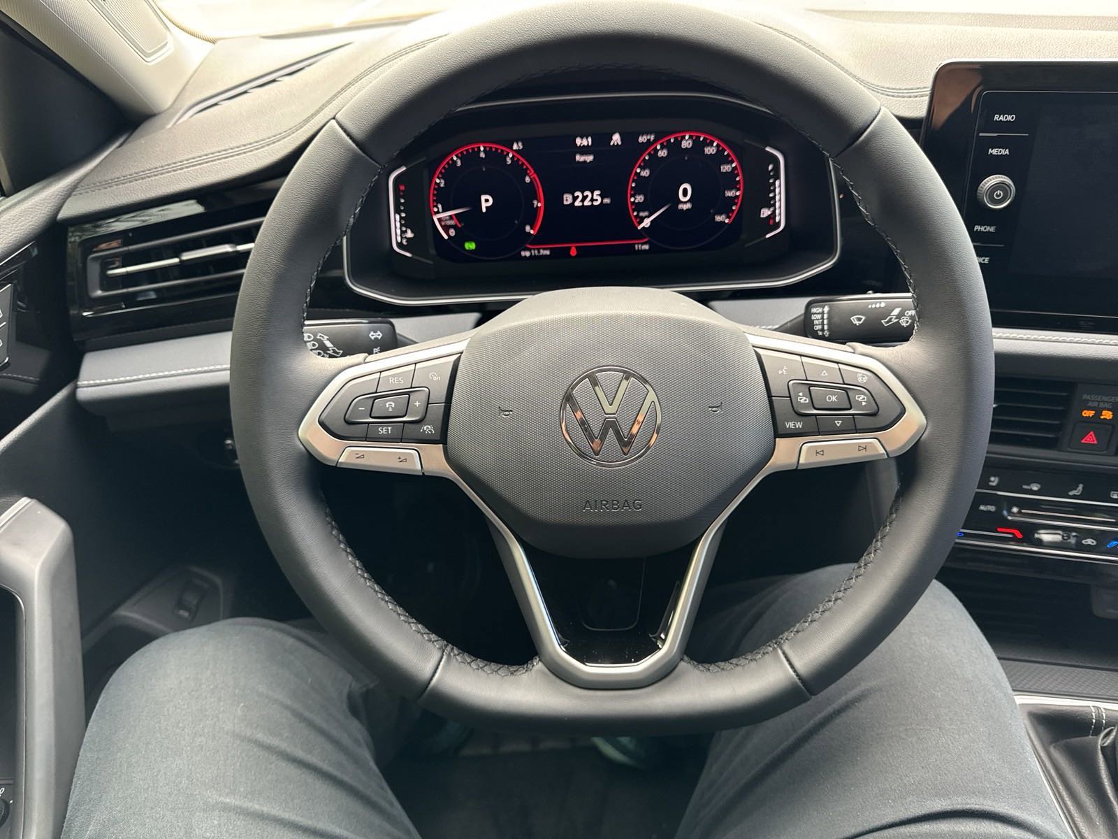 New 2026 Volkswagen Jetta SEL FWD image 9