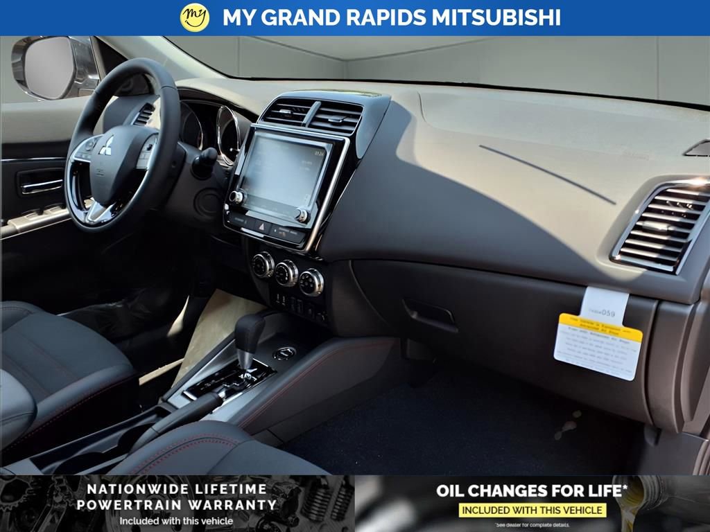 New 2025 Mitsubishi Outlander Sport SE image 11