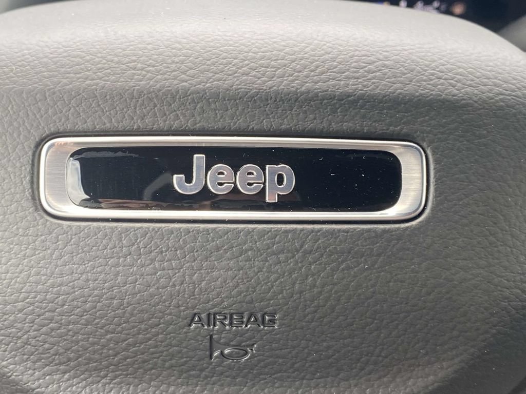 New 2026 Jeep Grand Cherokee Laredo RWD image 53