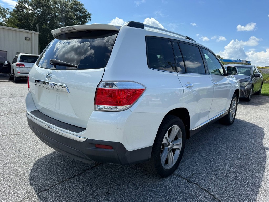 Used 2012 Toyota Highlander Limited image 7