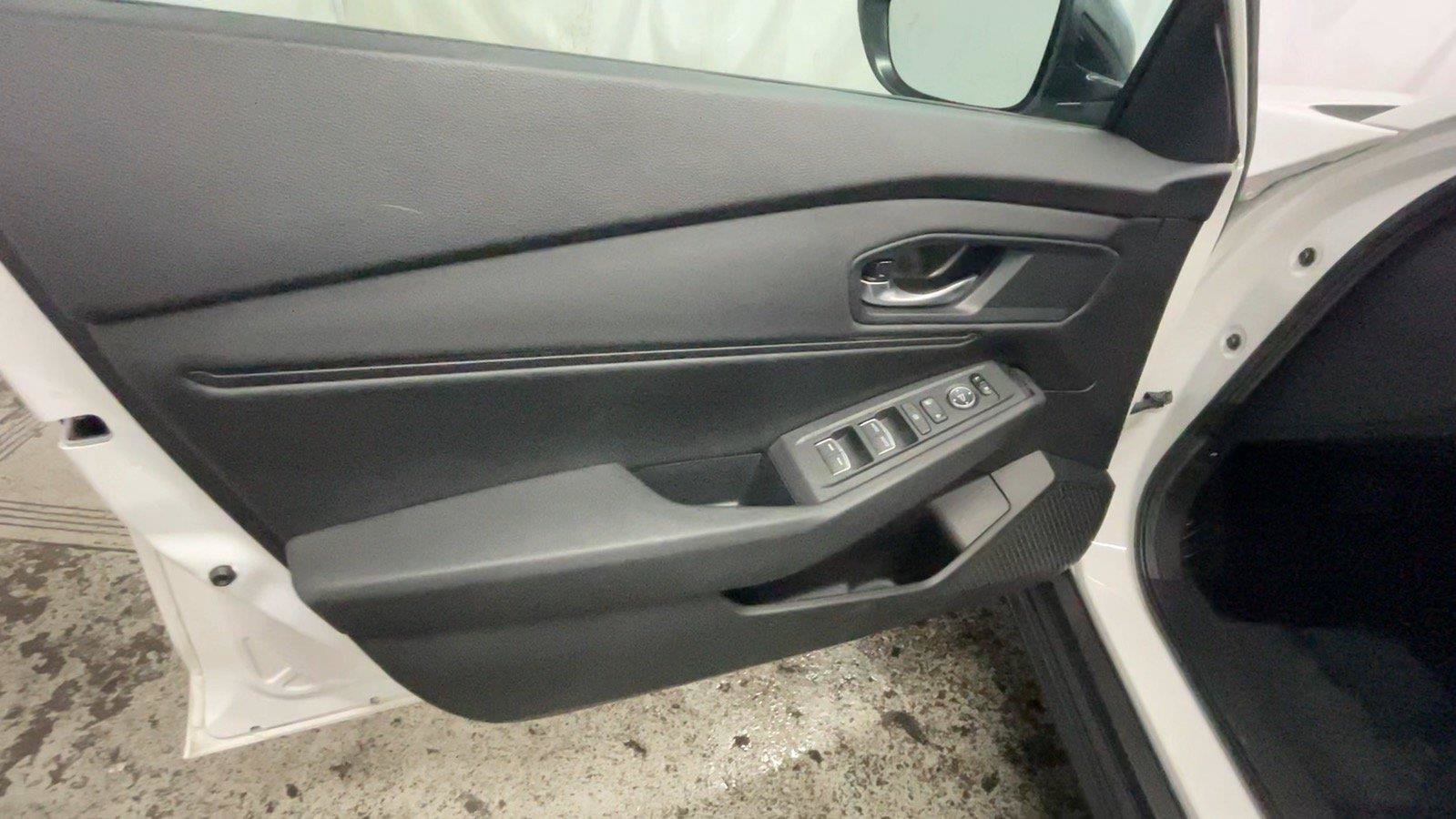 Used 2025 Honda Accord SE image 29