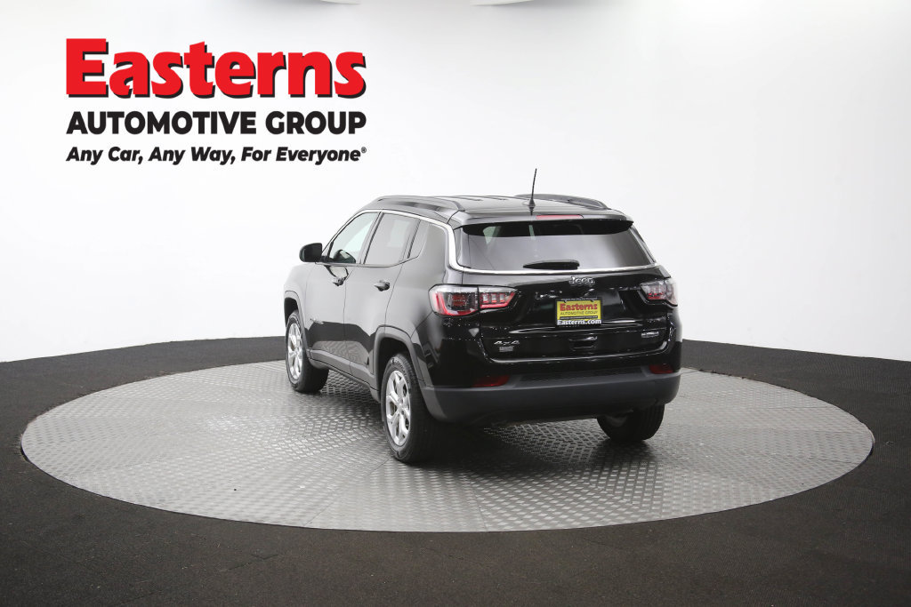 Used 2024 Jeep Compass Latitude AWD/4WD image 67
