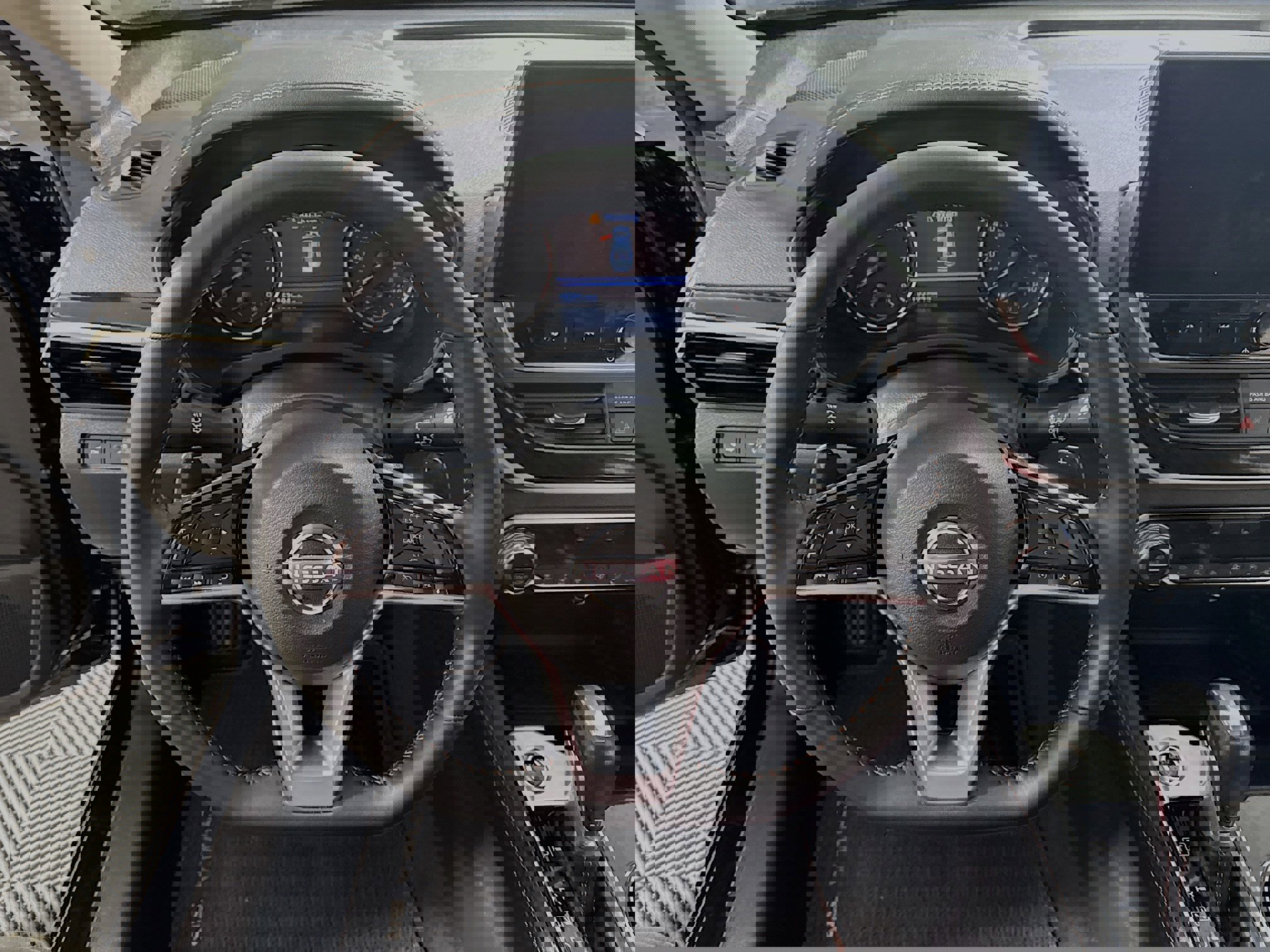 Used 2025 Nissan Altima 2.5 SR w/ SR Premium Package image 15