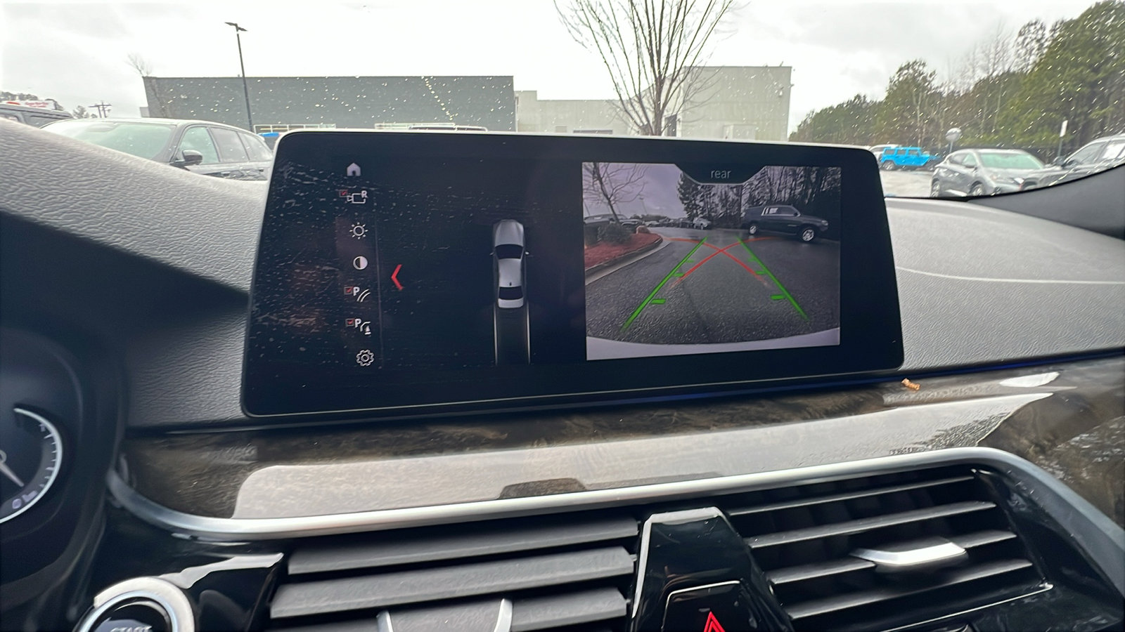 Used 2018 BMW 530e xDrive image 34