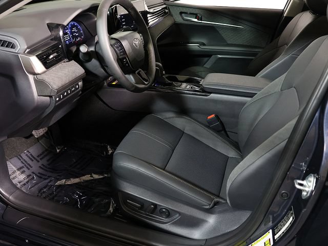 Used 2026 Toyota Camry XLE w/ Premium Plus Package AWD/4WD image 4