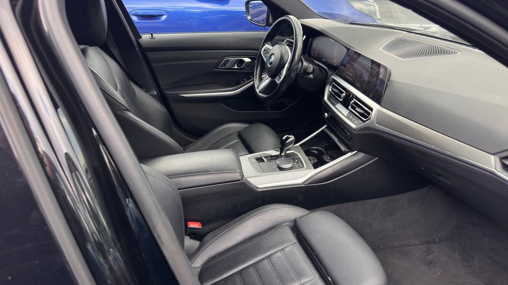 Used 2022 BMW M340i xDrive AWD/4WD image 6