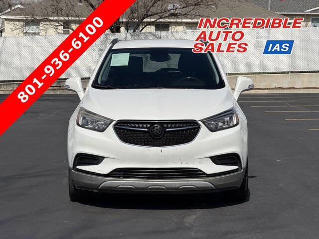 Used 2019 Buick Encore Preferred FWD image 1