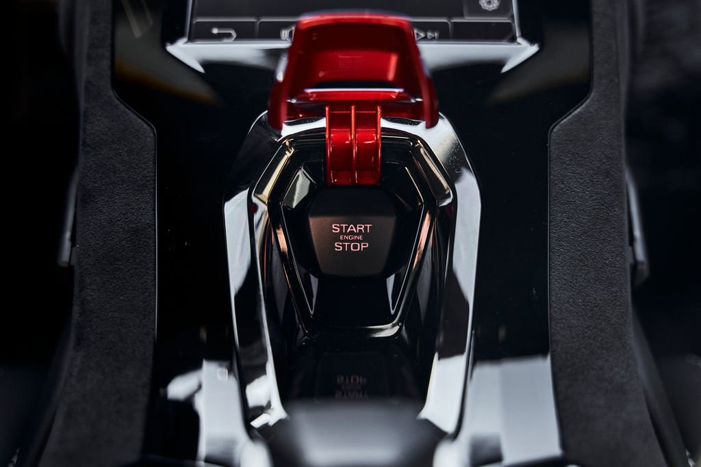 Used 2023 Lamborghini Huracan Tecnica image 65