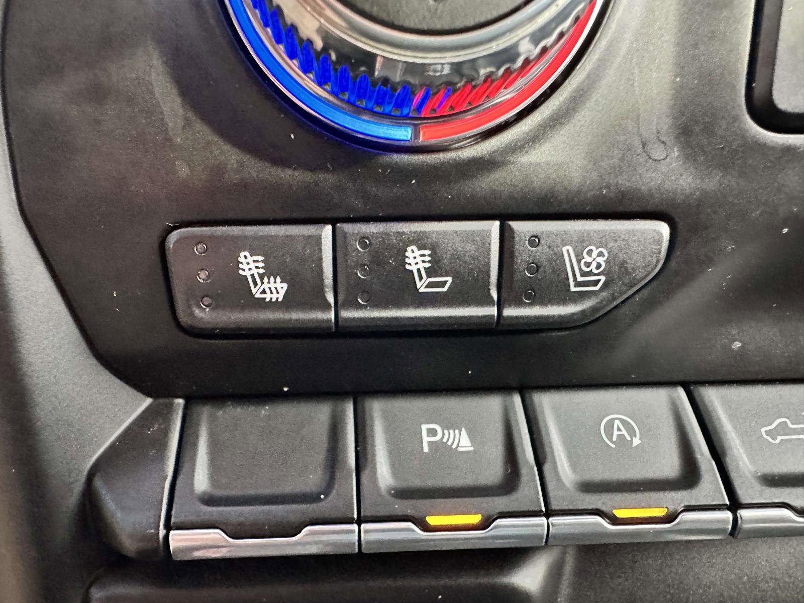 Used 2019 GMC Sierra 1500 AT4 w/ AT4 Premium Package image 26