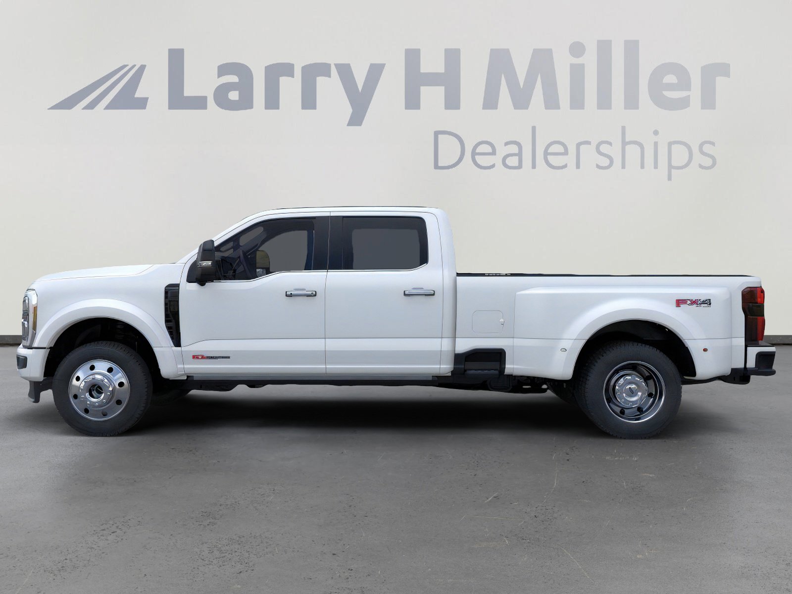 New 2026 Ford F450 Platinum image 3