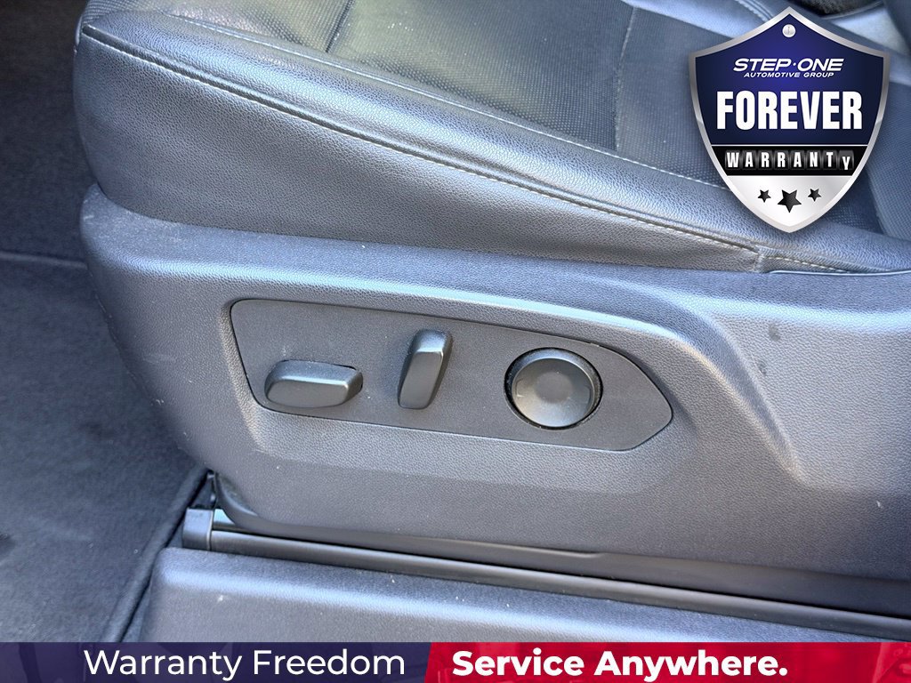 Used 2025 GMC Sierra 1500 SLT AWD/4WD image 14