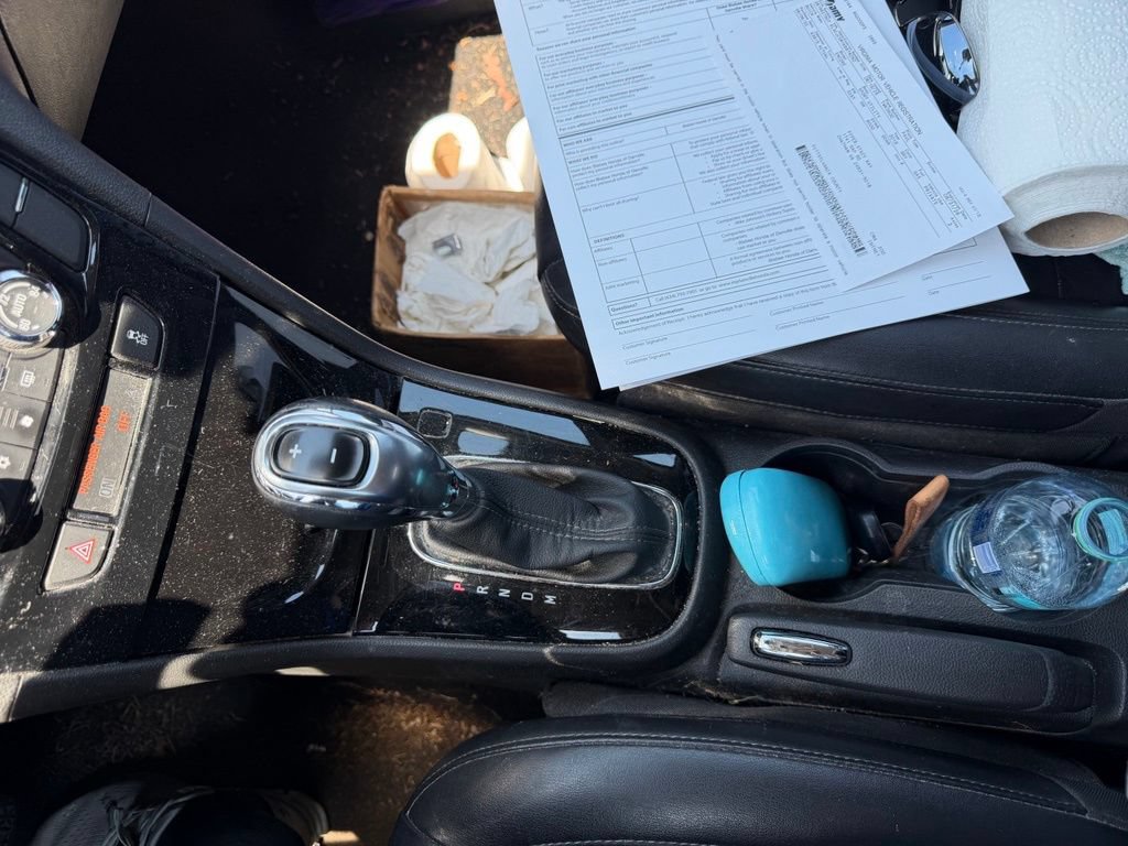 Used 2019 Buick Encore Essence FWD image 17