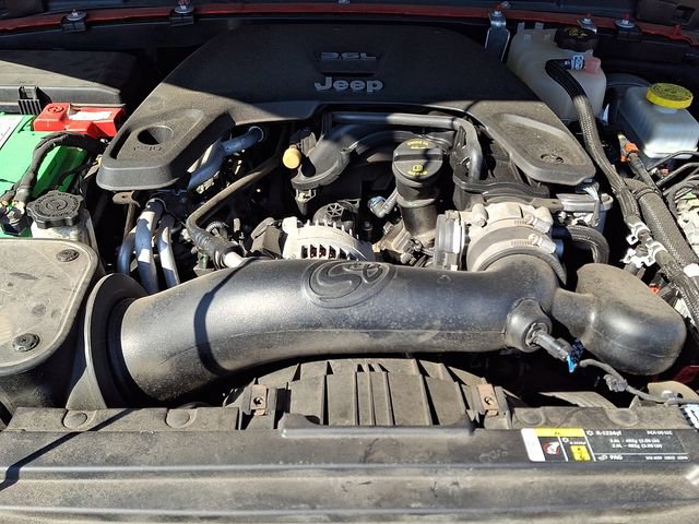 Used 2019 Jeep Wrangler Unlimited Sahara w/ Uconnect 4C Nav & Sound Group AWD/4WD image 28