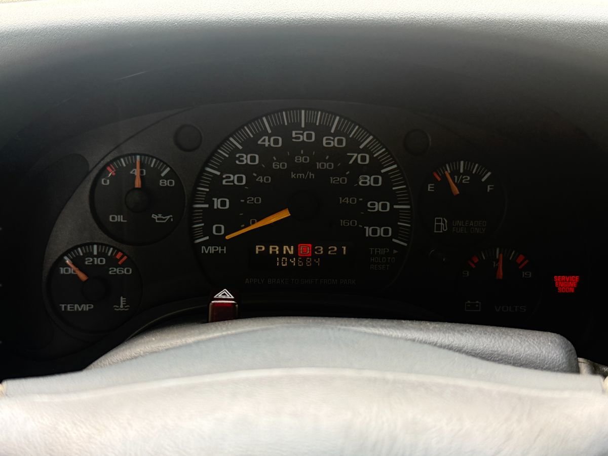 Used 1998 Chevrolet Express 2500 Passenger w/ Preferred Equipment Group RWD image 15
