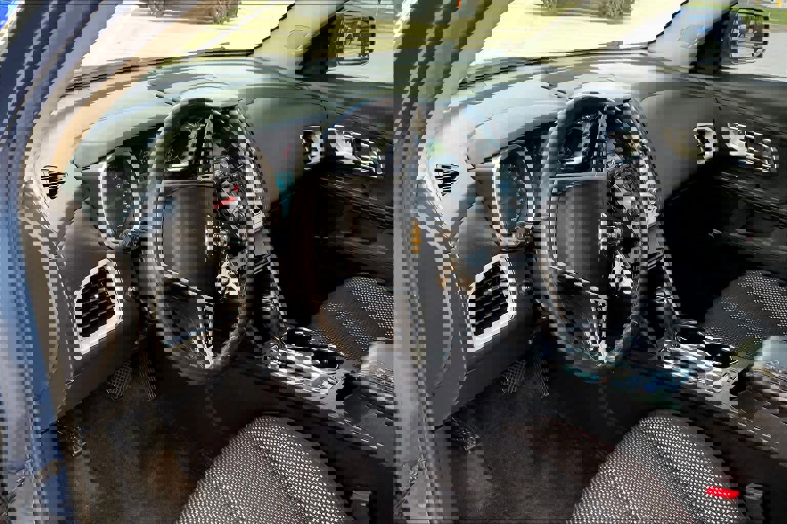 Used 2016 Chevrolet Equinox LT w/ Convenience Package image 16