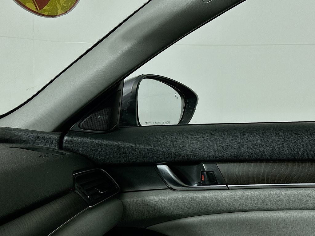Used 2019 Honda Accord EX-L image 24