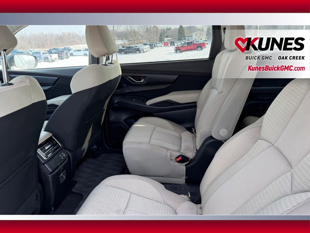 Used 2024 Subaru Ascent Premium w/ Convenience Package image 10