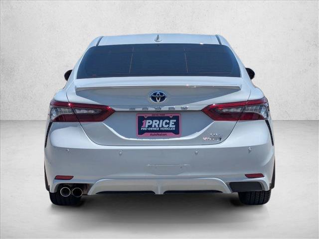 Used 2022 Toyota Camry XSE w/ Navigation Upgrade Package FWD image 7