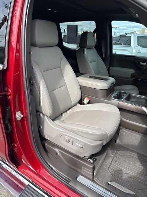 Used 2022 GMC Sierra 1500 SLT w/ SLT Premium Plus Package AWD/4WD image 13