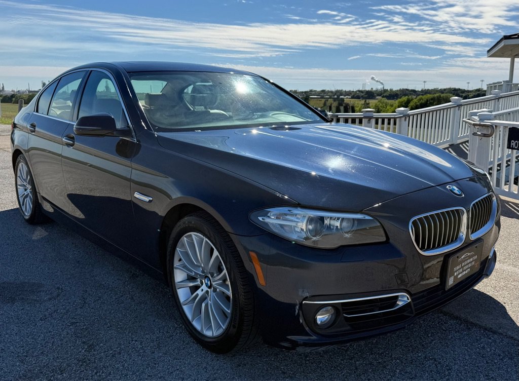 Used 2015 BMW 528i Sedan RWD image 3