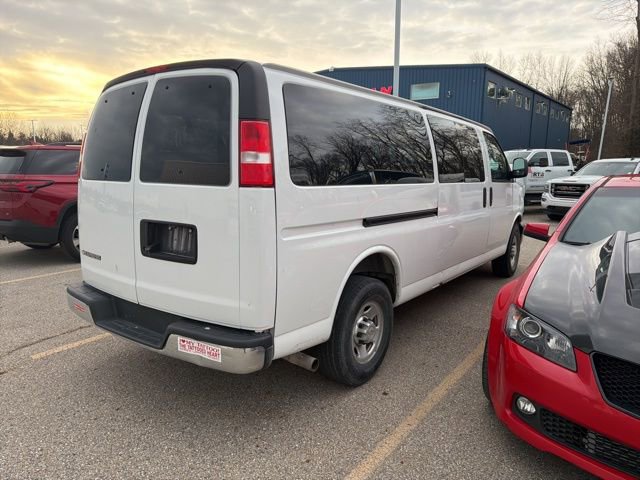 Used 2020 Chevrolet Express 3500 LT w/ LT Preferred Equipment Group image 5