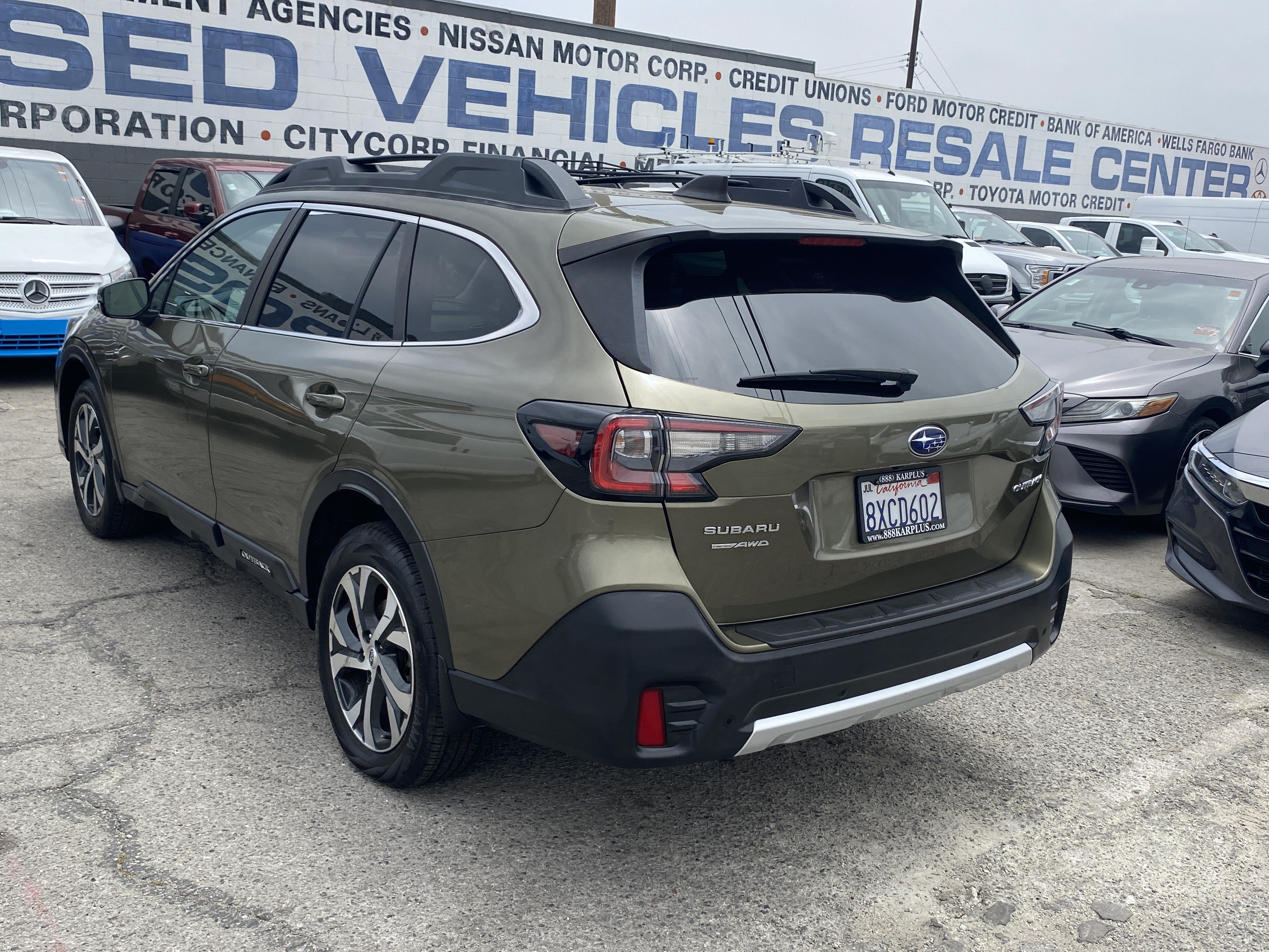 Used 2022 Subaru Outback Limited w/ Popular Package #2 AWD/4WD image 9