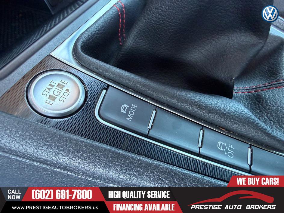 Used 2015 Volkswagen GTI 4-Door FWD image 39