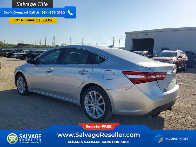 Used 2013 Toyota Avalon Limited FWD image 3