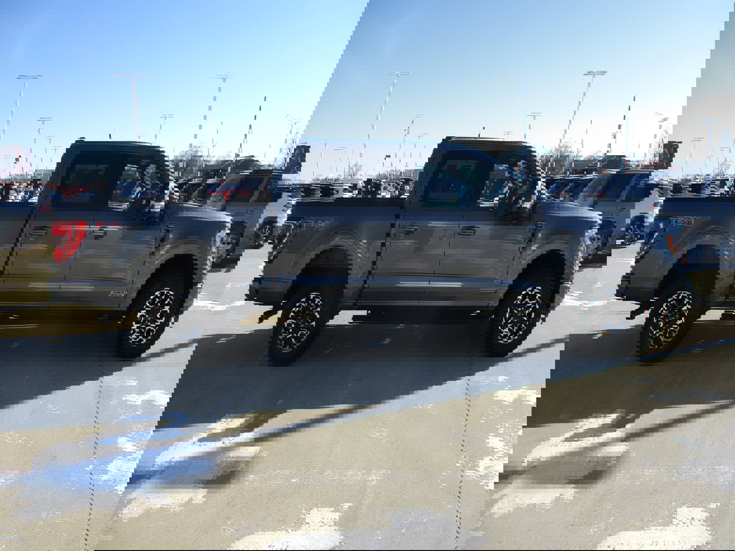 Used 2023 Ford F150 XLT w/ Equipment Group 302A High image 9