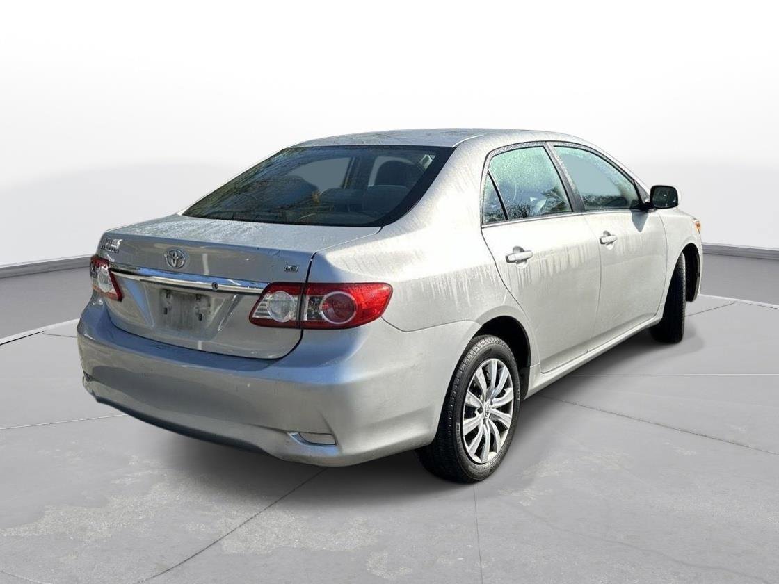 Used 2013 Toyota Corolla LE image 6