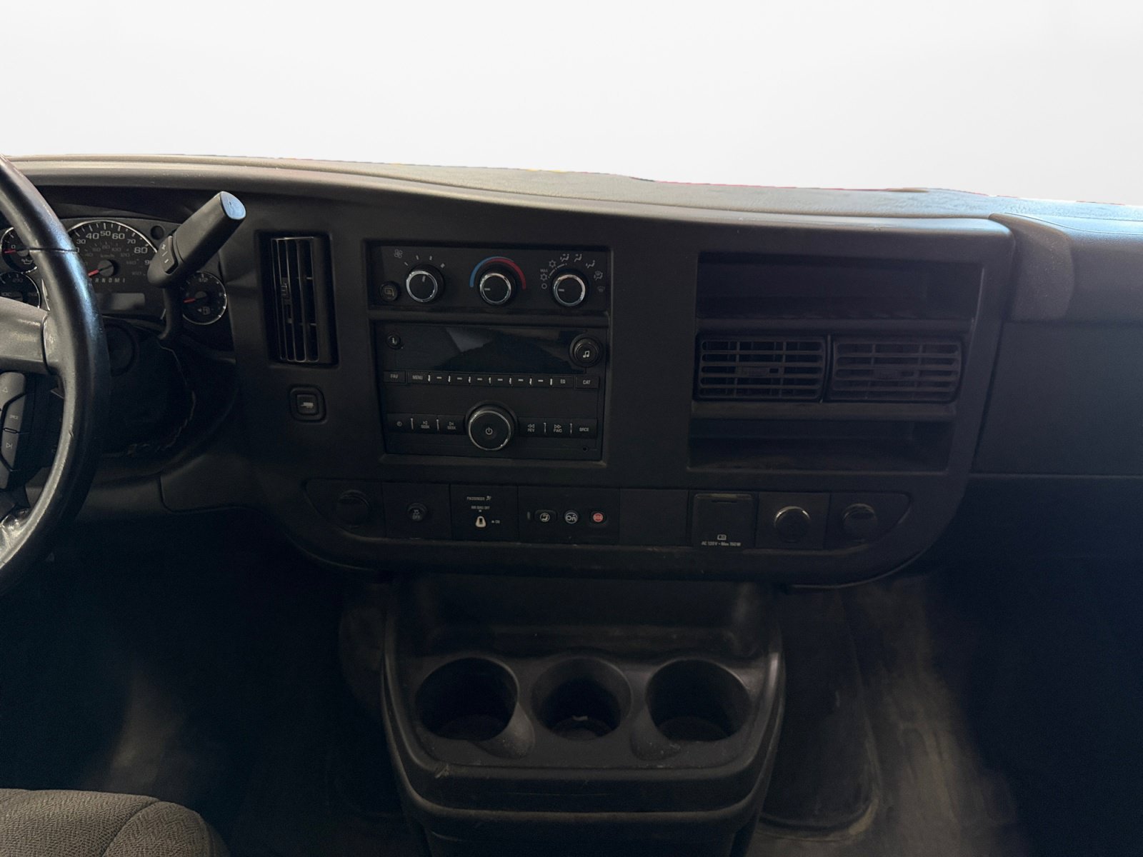 Used 2020 Chevrolet Express 3500 w/ Power Convenience Package RWD image 11
