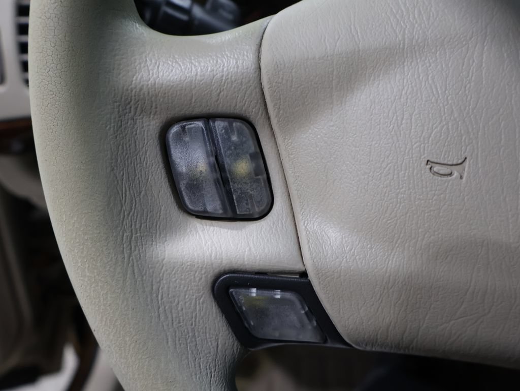 Used 2005 Chevrolet Impala LS w/ Preferred Equipment Group FWD image 28