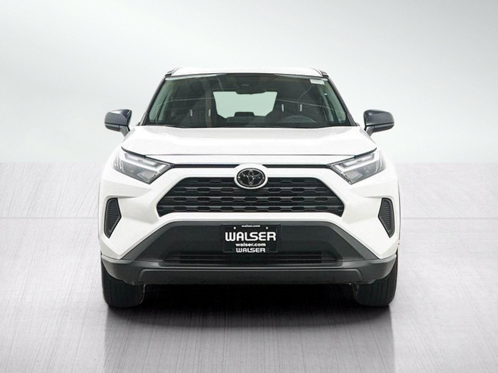 Used 2025 Toyota RAV4 LE AWD/4WD image 8