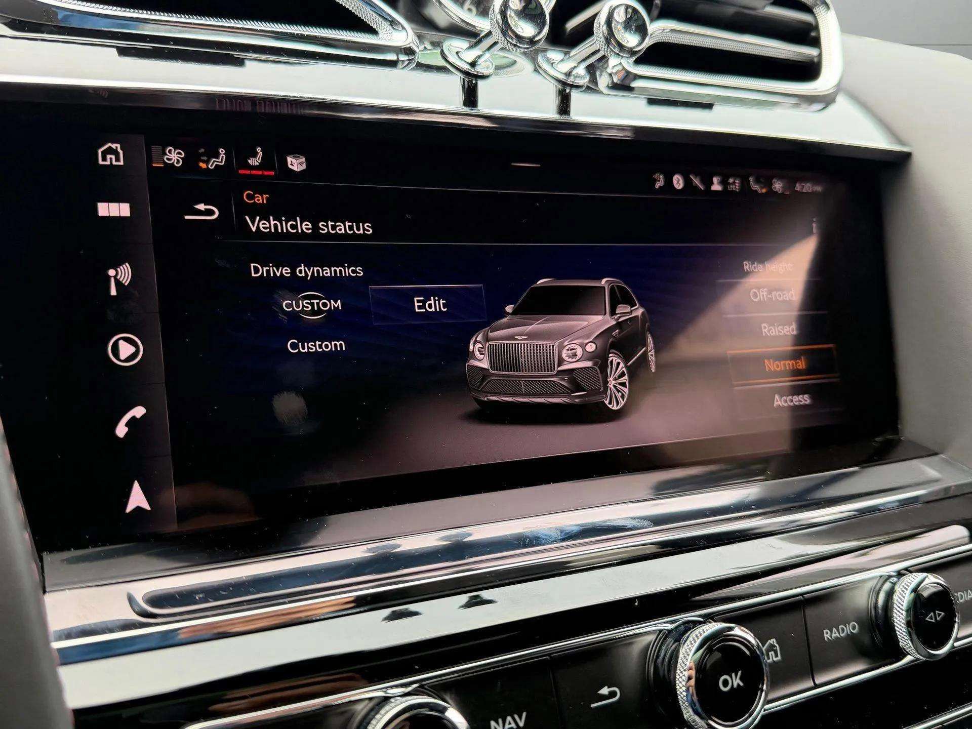 Used 2024 Bentley Bentayga Extended Wheelbase image 36