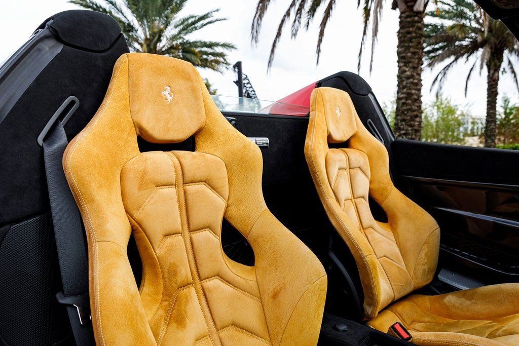 Used 2015 Ferrari 458 Speciale A image 40