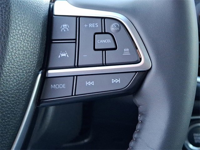 New 2026 Toyota Grand Highlander XLE image 13