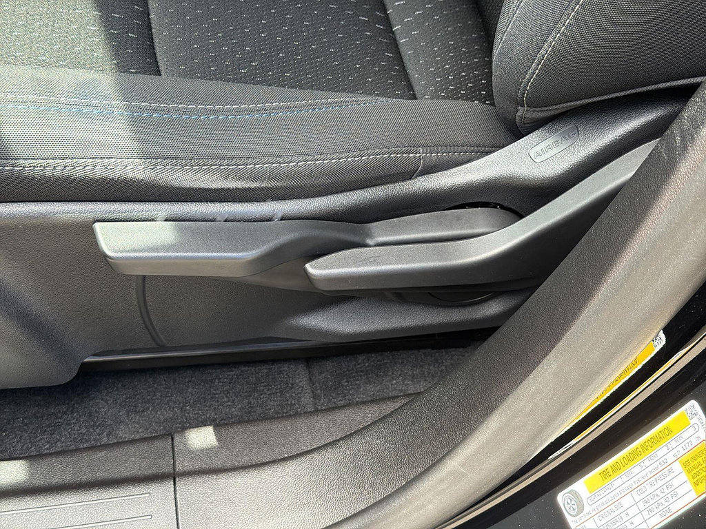 Used 2025 Chevrolet Equinox EV LT FWD image 32