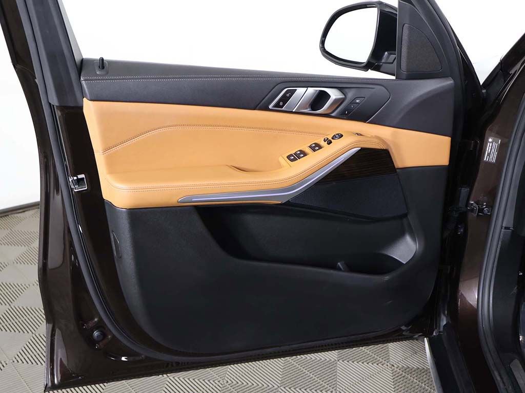 Used 2021 BMW X5 xDrive40i w/ Premium Package 2 image 27