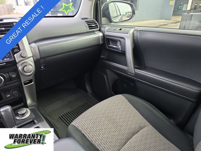 Used 2024 Toyota 4Runner SR5 AWD/4WD image 9