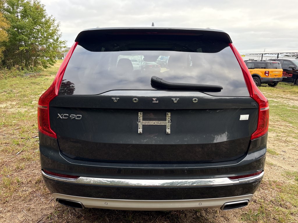 Used 2021 Volvo XC90 T8 Inscription Expression w/ Climate Package AWD/4WD image 11