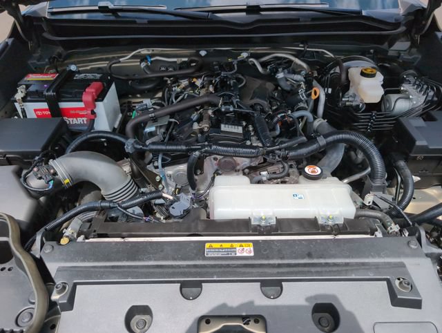 Used 2024 Toyota Tacoma TRD Off-Road AWD/4WD image 30