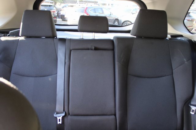 Used 2022 Toyota RAV4 LE image 18