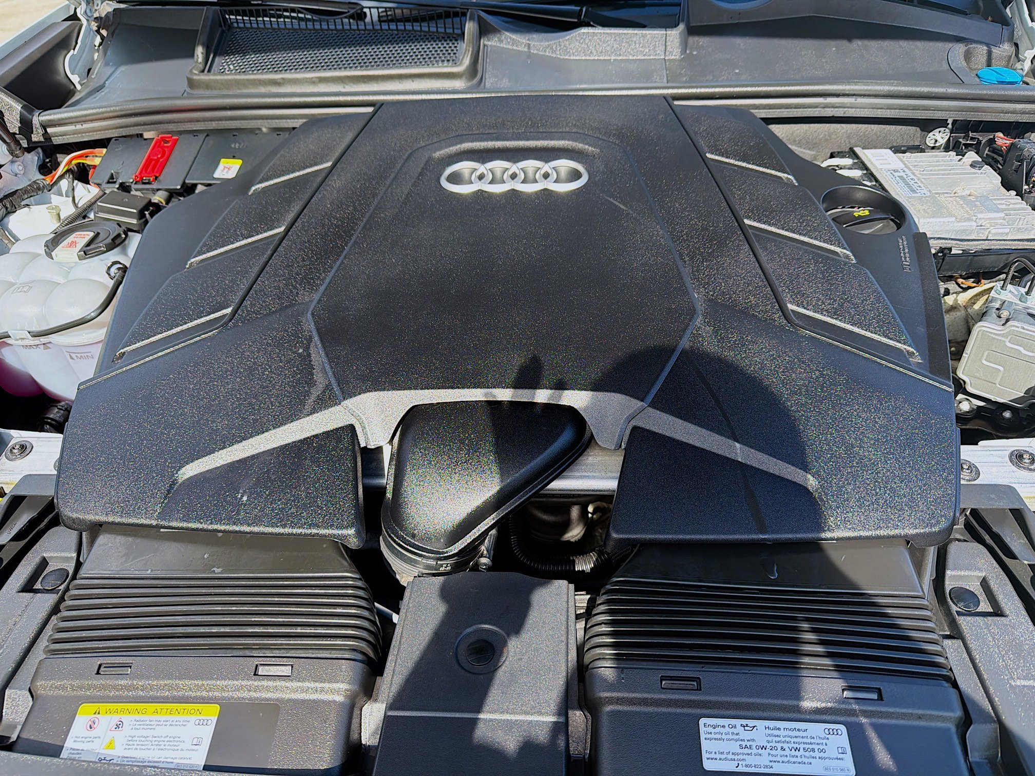 Used 2023 Audi Q8 Premium image 36