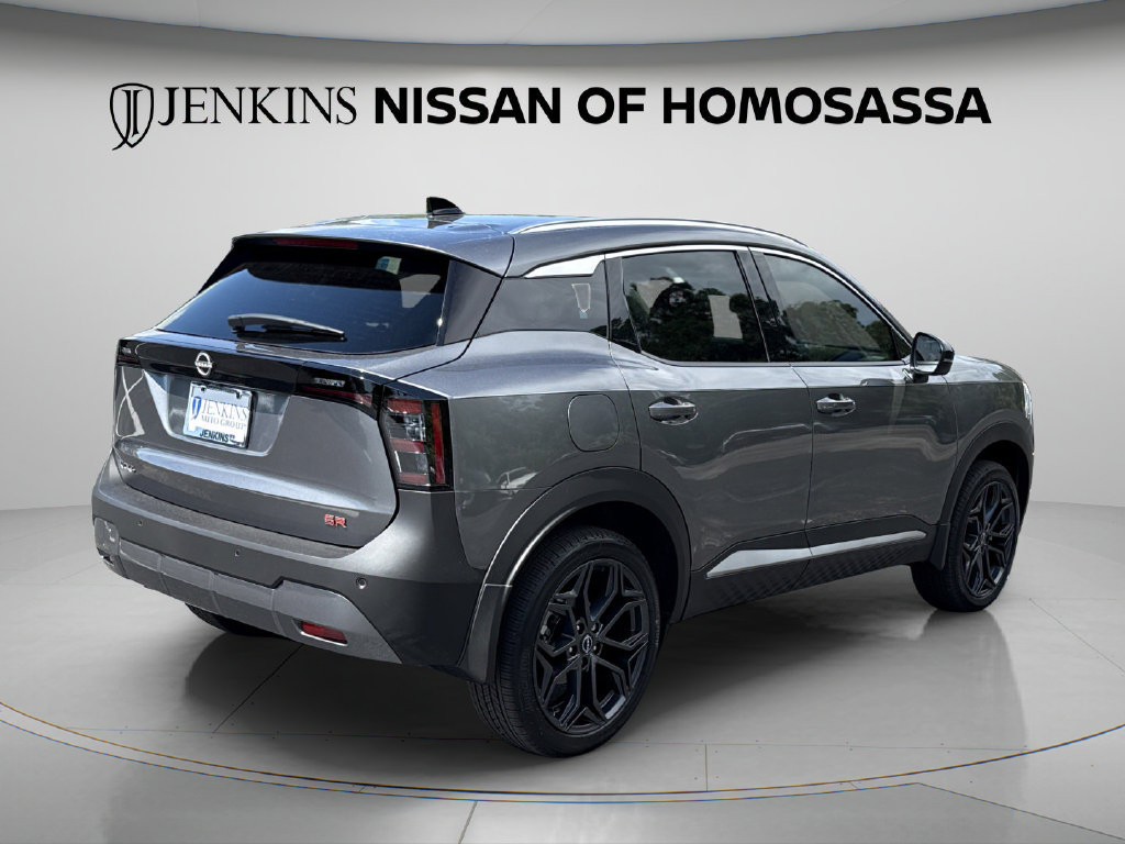 New 2026 Nissan Kicks SR w/ SR Premium Package FWD image 6
