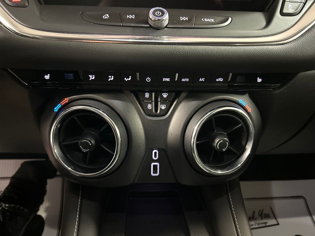 Used 2024 Chevrolet Blazer LT w/ Convenience Package image 19