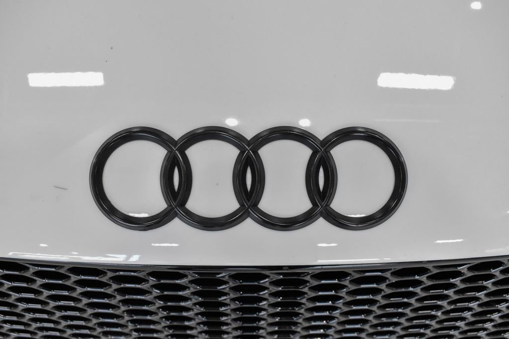 Used 2012 Audi R8 V10 AWD/4WD image 12