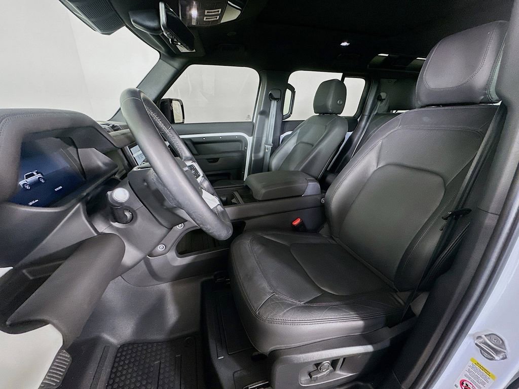 Used 2024 Land Rover Defender 110 S AWD/4WD image 29