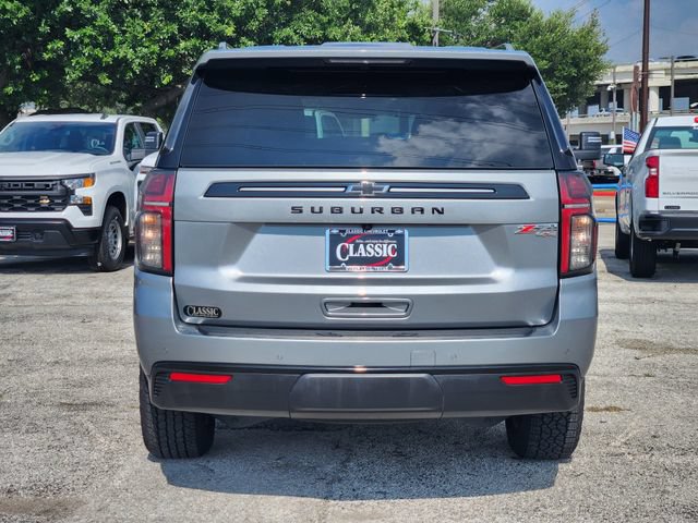 Used 2023 Chevrolet Suburban Z71 w/ Luxury Package AWD/4WD image 6