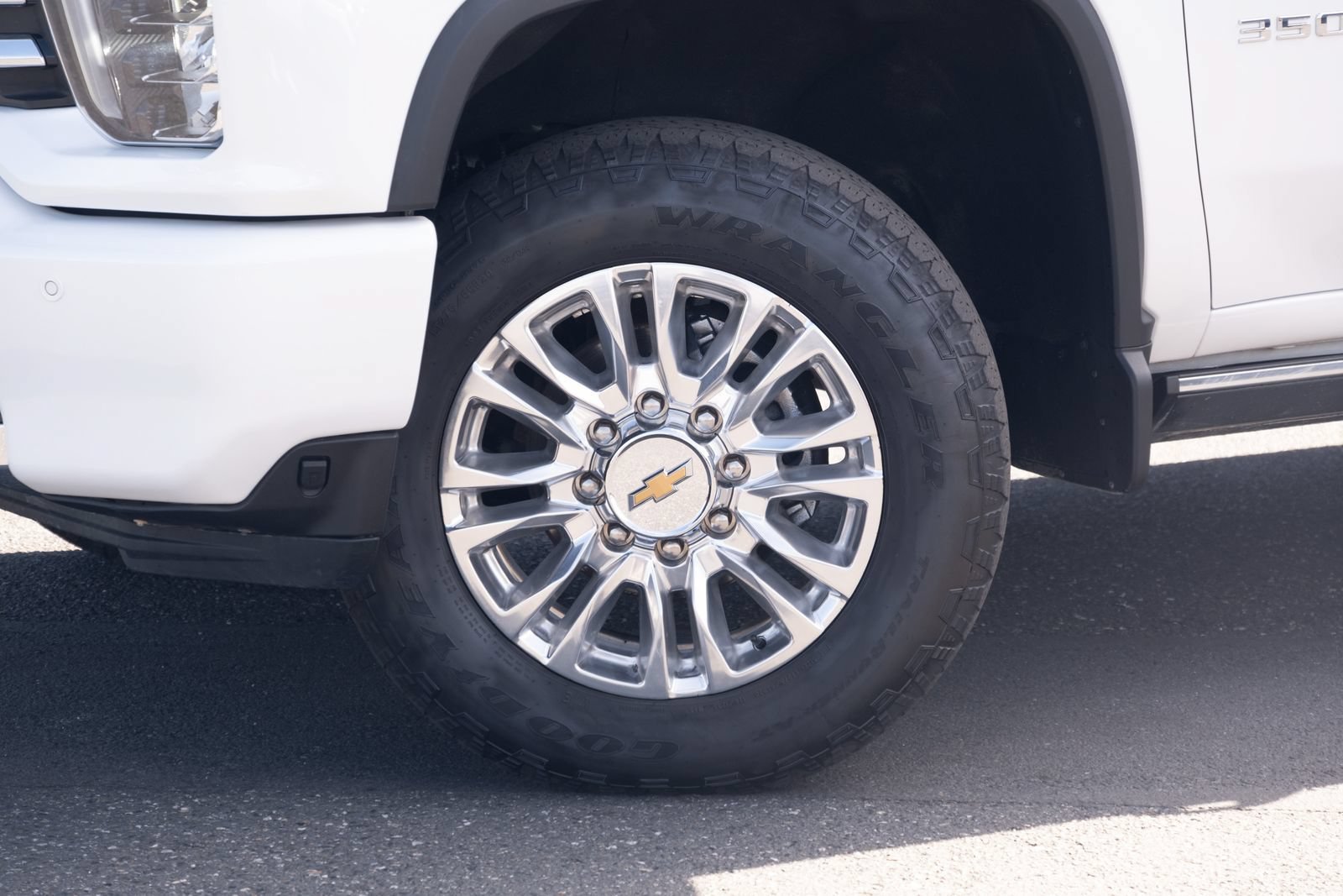 Used 2022 Chevrolet Silverado 3500 High Country w/ Z71 Off-Road Package AWD/4WD image 27