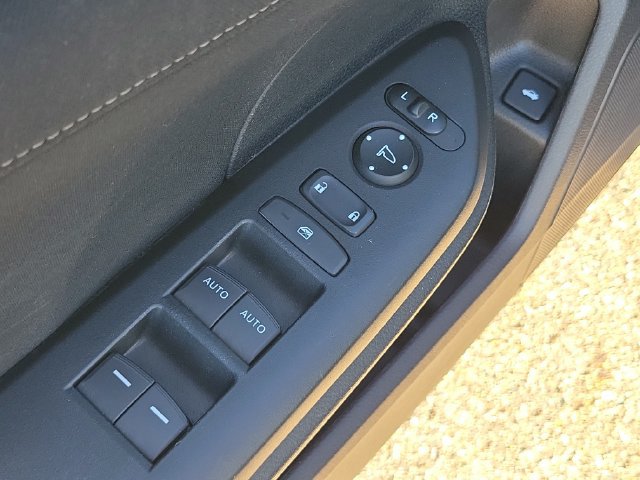 Used 2019 Honda Civic EX image 10